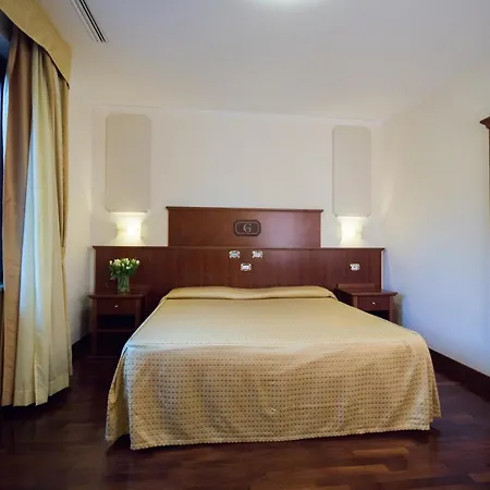 Hotel Le Grotte-3