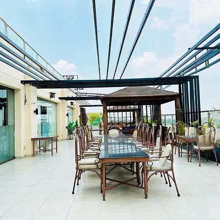 Grand Regent Hotel And Suites-2
