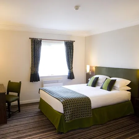 Burntwood Court Hotel-2
