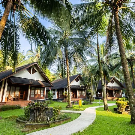 Mutiara Carita Cottages-3