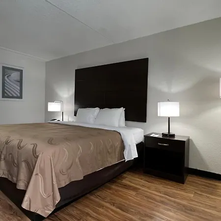 Quality Inn Merriam Kansas City-2