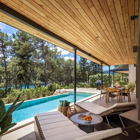 Valamar Amicor Resort-3