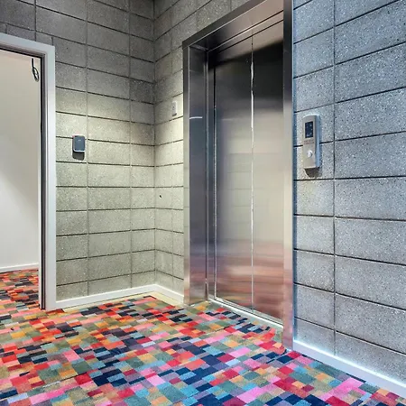 Roomie Apartment Hotel-2