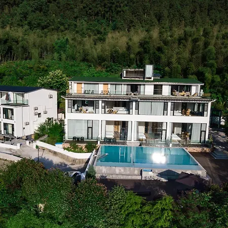 Avatar Mountain Resort-3