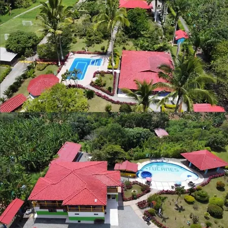 Hotel Campestre Los Tucanes-3