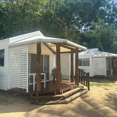 Ellis Beach Oceanfront Holiday Park-3