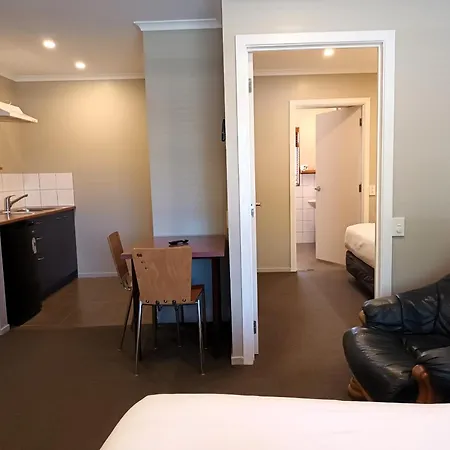 Tongariro Junction Accommodation-3