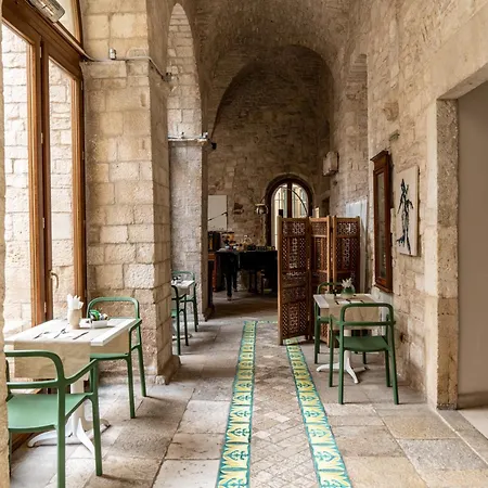 S. Martin Hotel-3