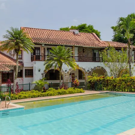 Hotel Chalet El Castillo-2