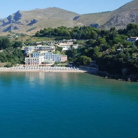 Summit Hotel-3