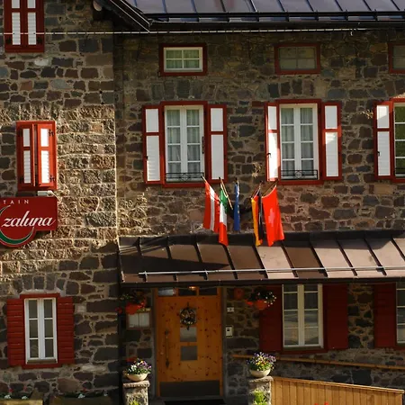 Small&Lovely Hotel Zaluna-2