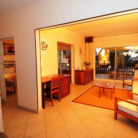 Royal Beach Hotel-2