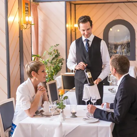 Schlosshotel Weilburg-3