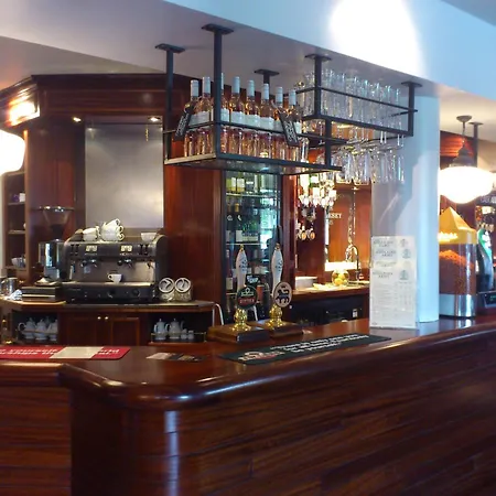 Anglesey Arms Hotel-2