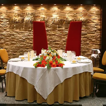 Gran Hotel Ciudad de Barbastro-2