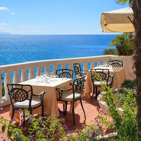 Grand Hotel Le Rocce-3
