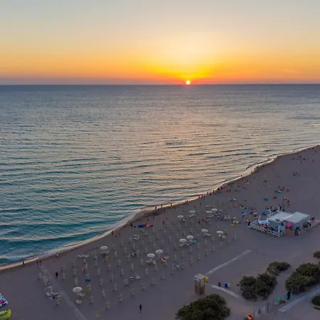Riva Di Ugento Beach Camping Resort-3