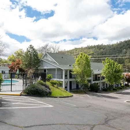 Quality Inn Yosemite Valley Gateway-3
