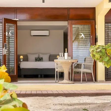Lionsdive Beach Resort-3