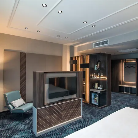 Sky Blue Hotel & Spa-2
