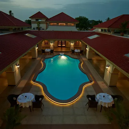 Neonz Resort & Club-2