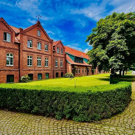 Golfhotel Schloss Luedersburg Golf & Spa-2