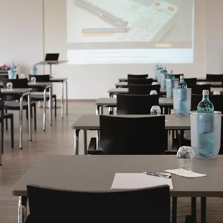 Sport-&Seminarhotel Glockenspitze-3