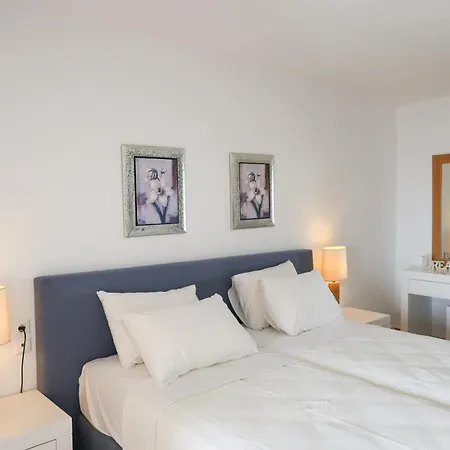 Cape Kanapitsa Hotel & Suites-2