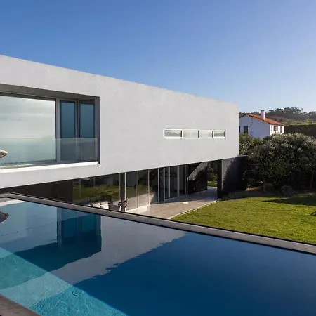 White Exclusive Suites & Villas-3