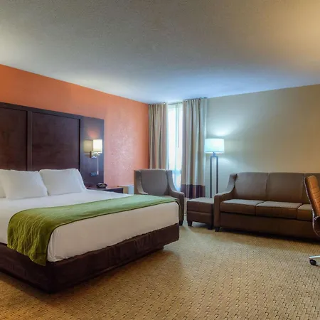 Comfort Inn & Suites Evansville Airport-3