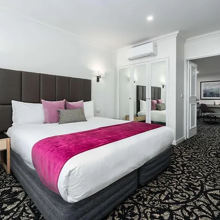 Quality Hotel Parklake Shepparton-3