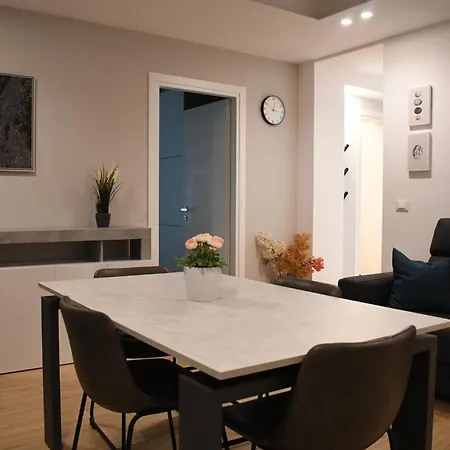 HABITAT- Apartments&Rooms-3