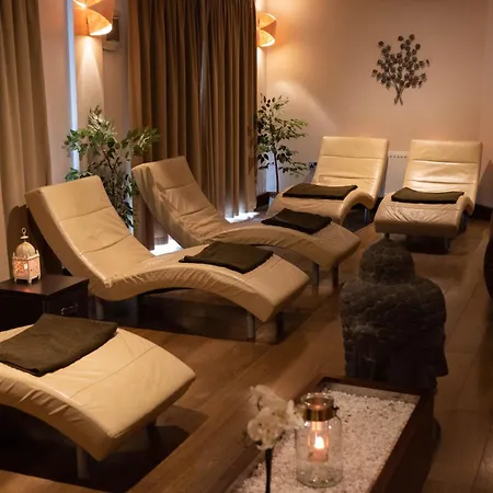 Redcastle Hotel-2