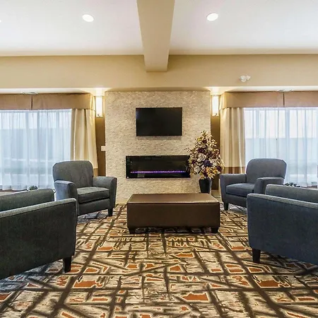 Comfort Inn & Suites Edmonton International Airport-2