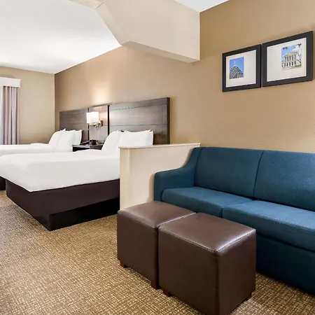 Comfort Suites Near Robins Air Force Base-3