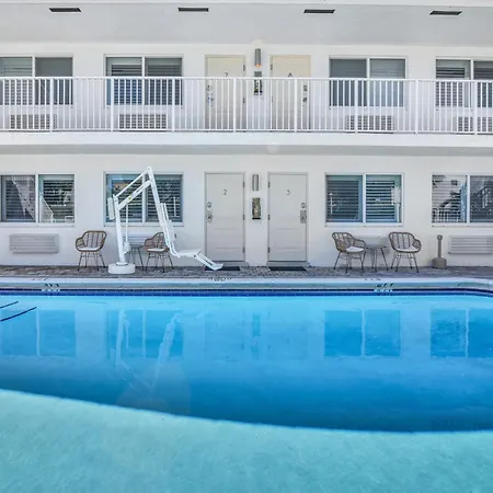 The Shores Hotel-3