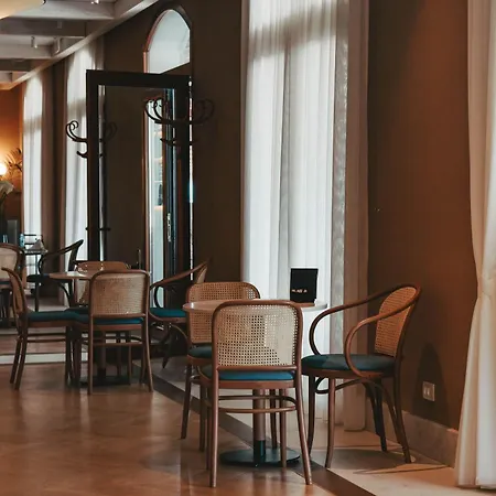 Hotel Pine-2