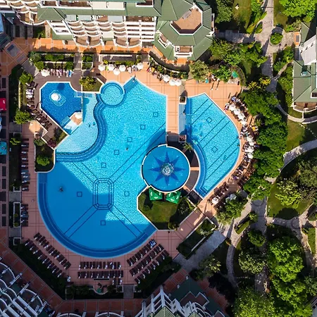 Emerald Beach Resort & Spa-3