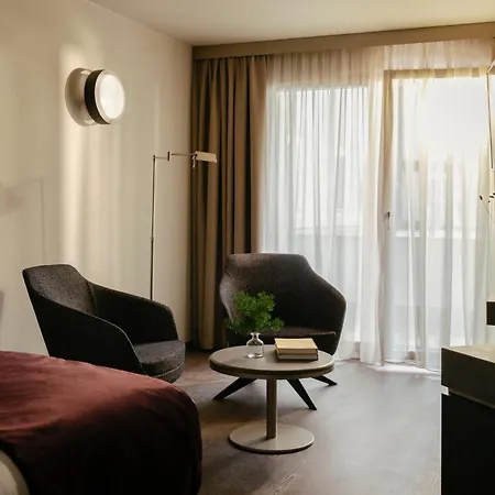 Schloss Zermatt - Cbd & Adaptogenic Spa And Sport Hotel-2