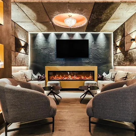 Hotel Alpina-3