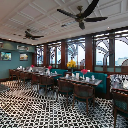 Salute Premium Hotel & Spa-3