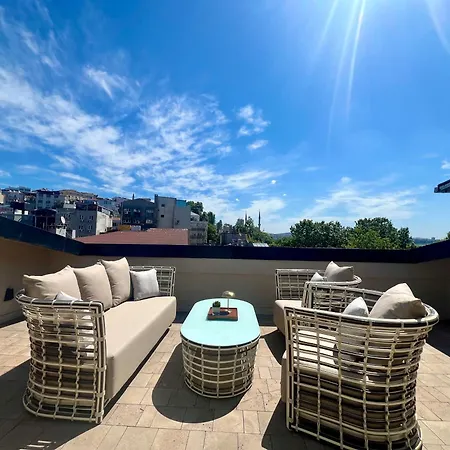 Weingart Suites Hotel-3