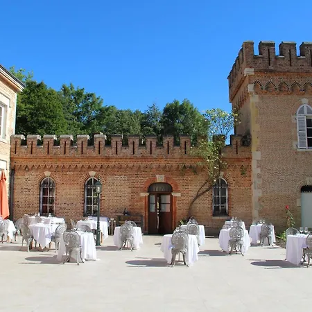 Hostellerie Du Château Les Muids-3