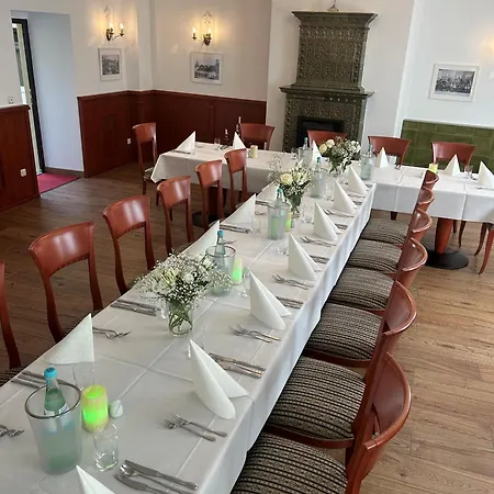 Hotel Goldner Loewe-2