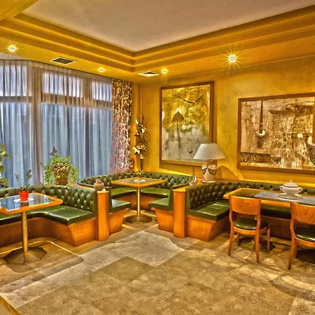 Hotel Lory & Ristorante Ferraro-3