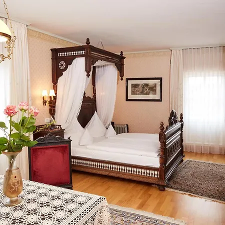 Schloßhotel Kurfürstliches Amtshaus Dauner Burg-3