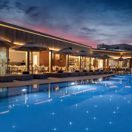 Aeonic Suites And Spa-2