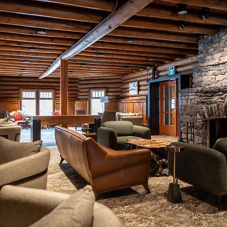 The Lodge At Bow Lake-3