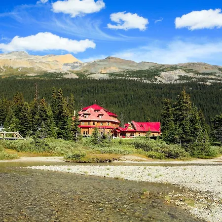 The Lodge At Bow Lake-3