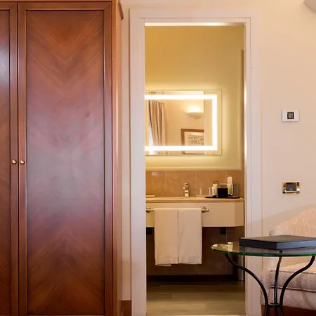 Grand Hotel Villa Torretta, Curio Collection By Hilton-3